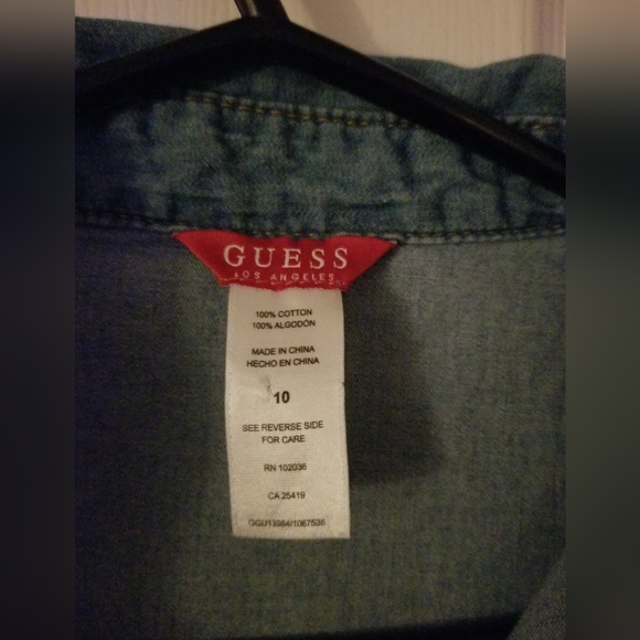 🎀Pre-owned GUESS Girls Denim dress. Color: Light Blue wash. Size: 10🌟 - Picture 4 of 6